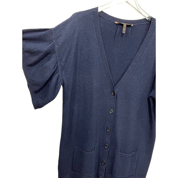 BCBG Max Azria Sz L Lambswool Cardigan Flutter Short Sleeve V-neck Sweater Navy - Picture 4 of 7